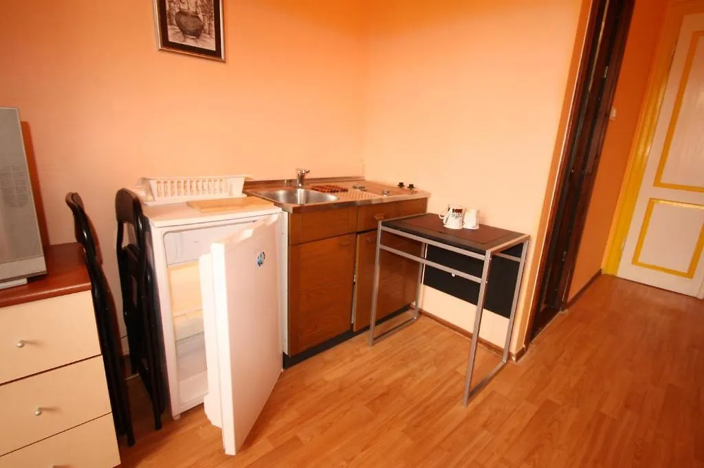 Apartment Guest House Zona Pula Croatia